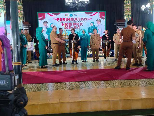 raih-juara-2-lomba-tertib-administrasi-pkk-dan-juara-3-lomba-aku-hatinya-pkk-dalam-peringatan-hari-kesatuan-gerak-pkk-ke-54